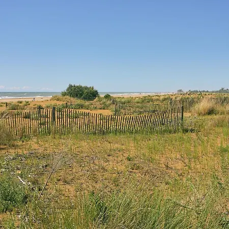 Salt Air And Soft Light Flat In Sunny Apartament *