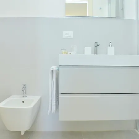 아파트 Salt Air And Soft Light Flat In Sunny 비비오네