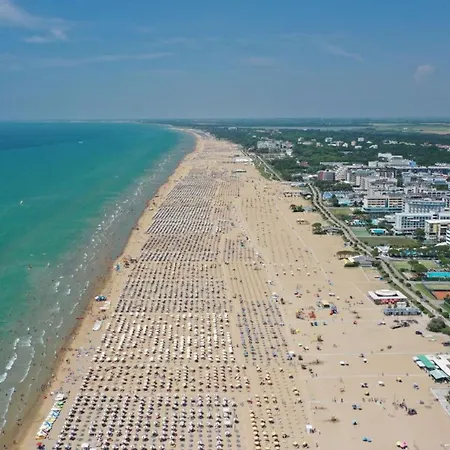 아파트 Salt Air And Soft Light Flat In Sunny *